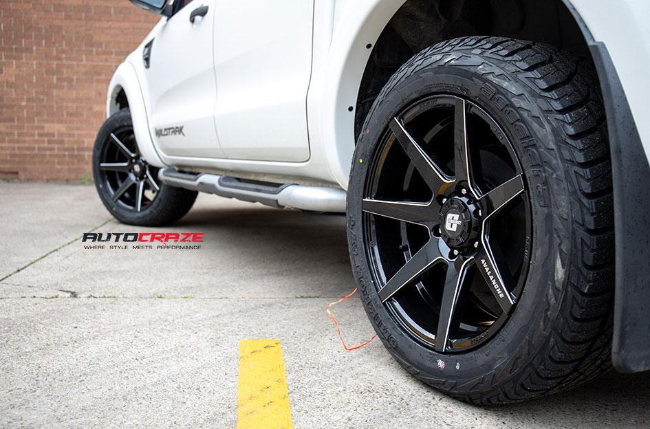 FORD RANGER AVALANCHE GLOSS BLACK MILLED ACCENTS